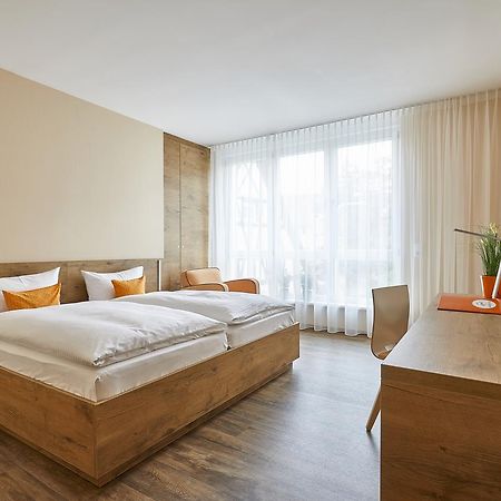 Hotel Goll Pforzheim-Niefern Kültér fotó