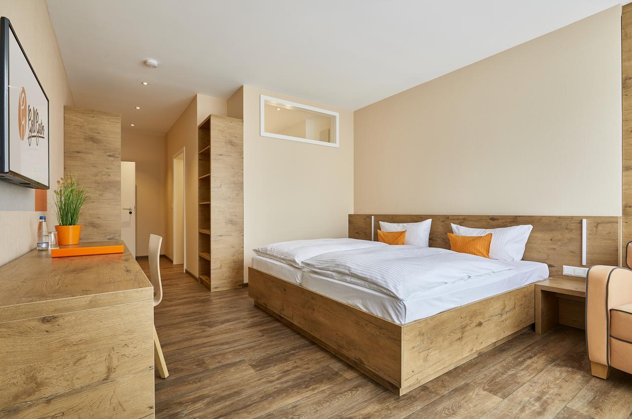 Hotel Goll Pforzheim-Niefern Kültér fotó